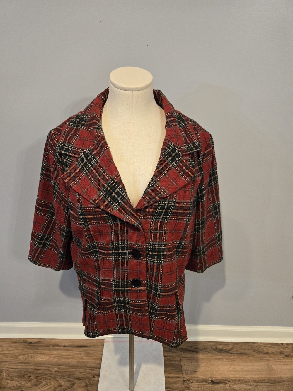 Gorgeous Red Plaid 3/4-Sleeve Wool Blazer